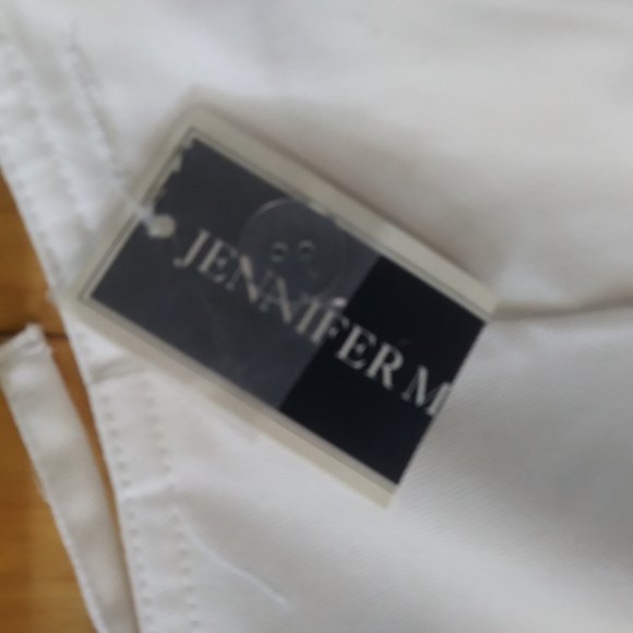 New Faux wrap  white skirt/skort size  10 - Picture 4 of 11